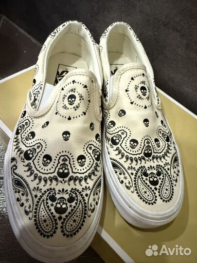 Слипон vans