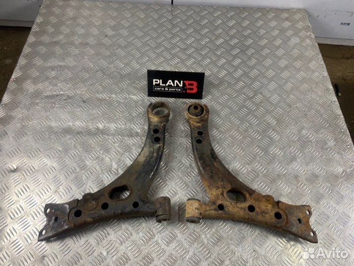 Рычаг подвески нижний передний левый Toyota Carina