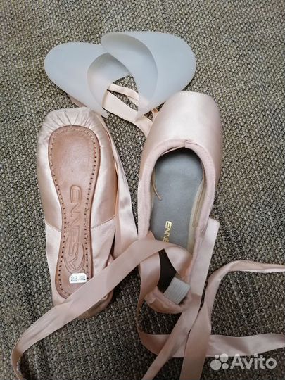 Пуанты и силиконовые вставки