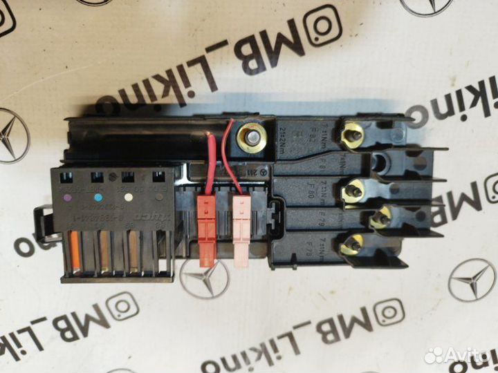 Блок предохранителей Mercedes Ml W164