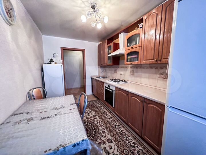 3-к. квартира, 72 м², 1/4 эт.