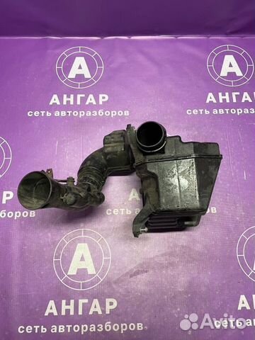 Резонатор воздушного фильтра передний Honda Accord