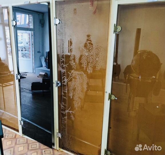 Двери стеклянные для бани и сауны