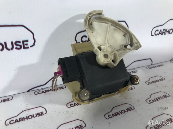 Моторчик заслонки печки Audi A4 B5 1.8 1998