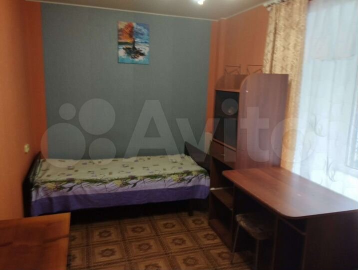 2-к. квартира, 42 м², 1/5 эт.