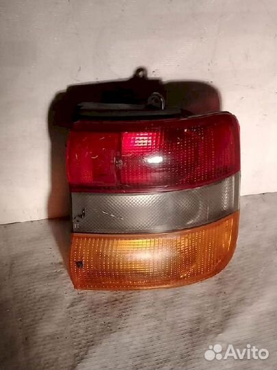 Фонарь (стоп сигнал) правый 220-52458 поворотник в