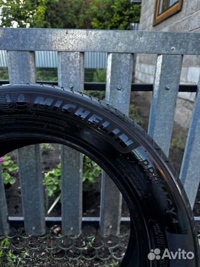 Michelin Primacy 4 215/55 R17