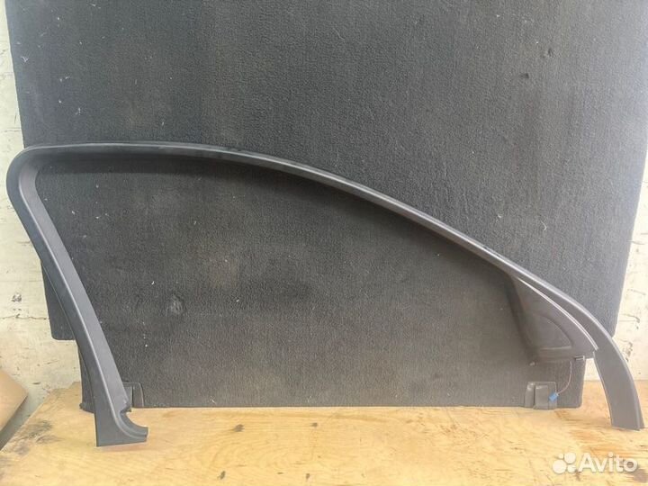 Обшивка боковой двери передняя левая Bmw X6 3.5Ix