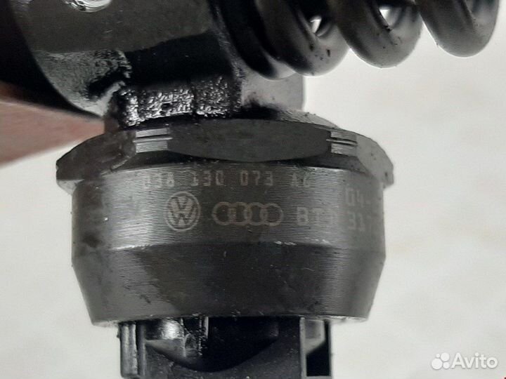 Форсунка для Volkswagen Caddy 3