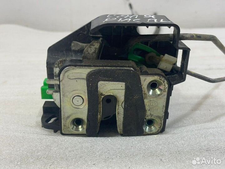 Замок двери передний левый Hyundai Solaris