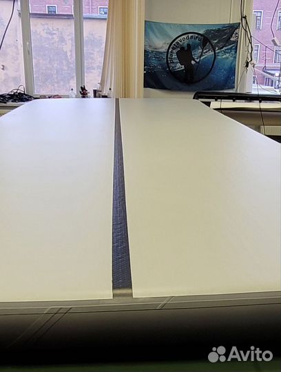 Надувной гимнастический мат