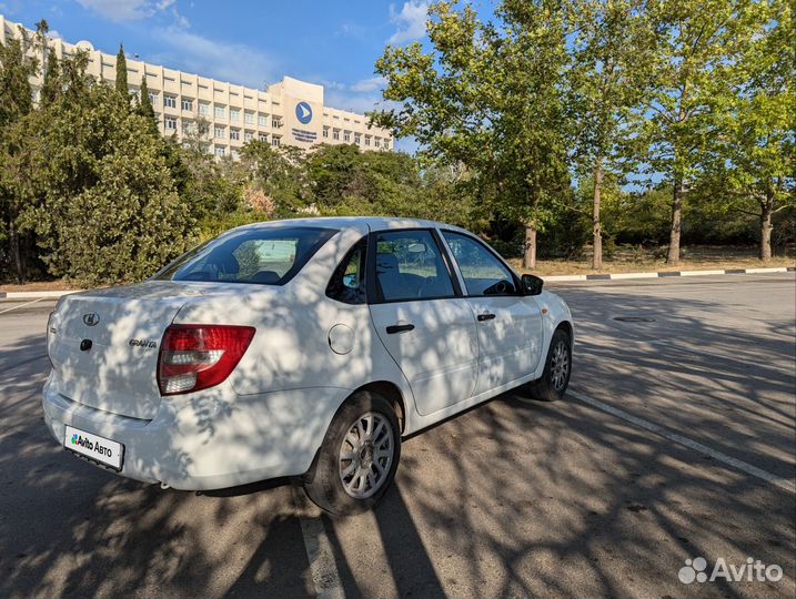 LADA Granta 1.6 МТ, 2016, 104 000 км