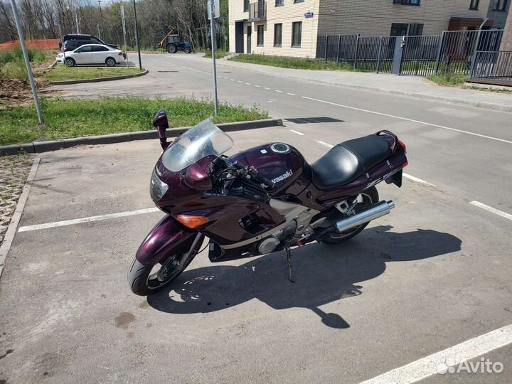 Kawasaki ZZR - 400