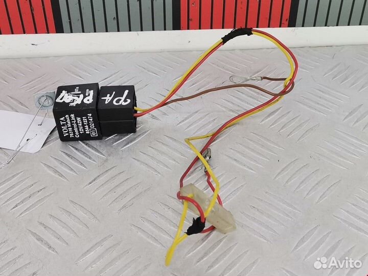 Реле (прочие) Nissan Almera Tino V10 рест. 2004