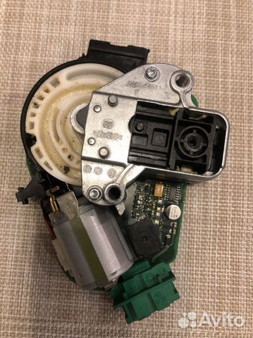 Блок ELV Audi А6 С6, рулевая защёлка