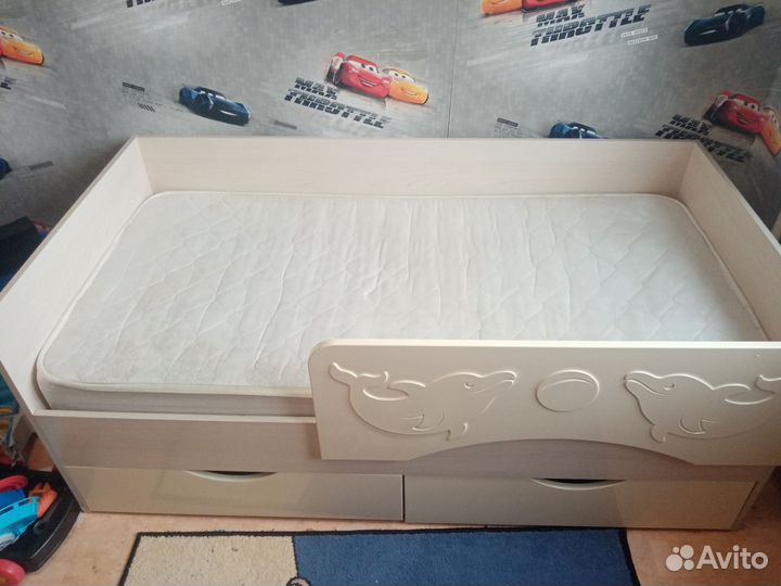 Детская кровать от 3 лет с матрасом бу