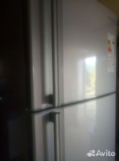 Надежный японский холодильник Hitachi no frost