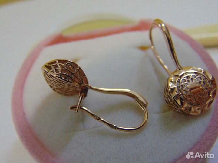 Золотые серьги