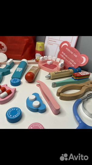 Набор доктора с сумкой Новый в коробке 22 предмета
