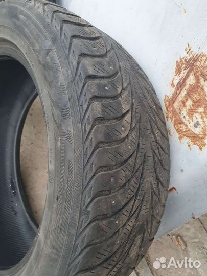 Yokohama Ice Guard Stud IG55 205/55 R16