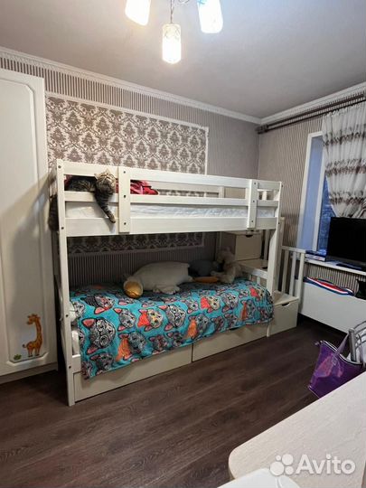 Спальный гарнитур для детской комнаты