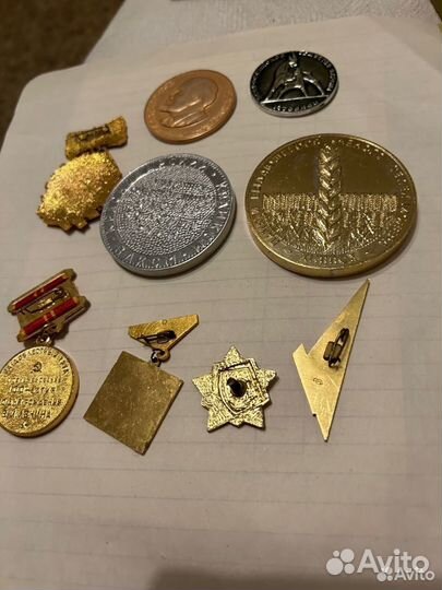 Медаль, значки