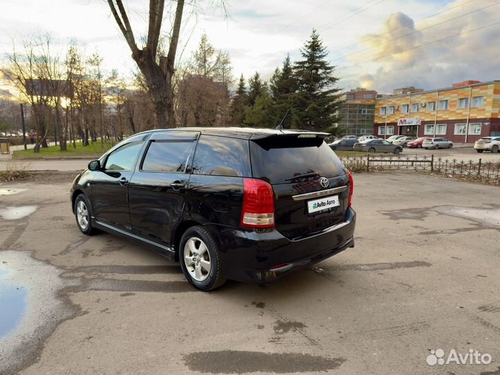 Toyota Wish 1.8 AT, 2006, 186 100 км