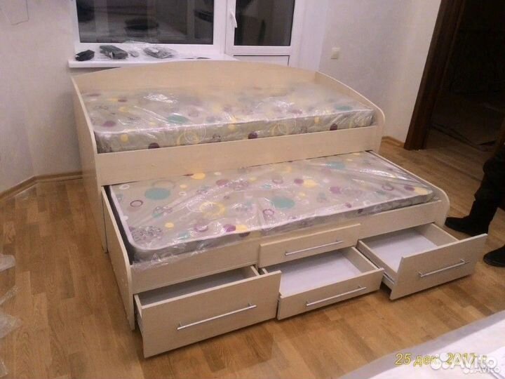 Выдвижная кровать для 2-х детей