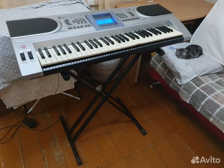 Синтезатор supra SKB-611