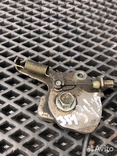 Блокировка центральной подножки Honda Dio 34 / 35