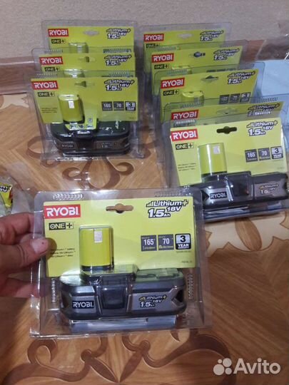 Ryobi.1.5.ампер акумулятор 18 вольт