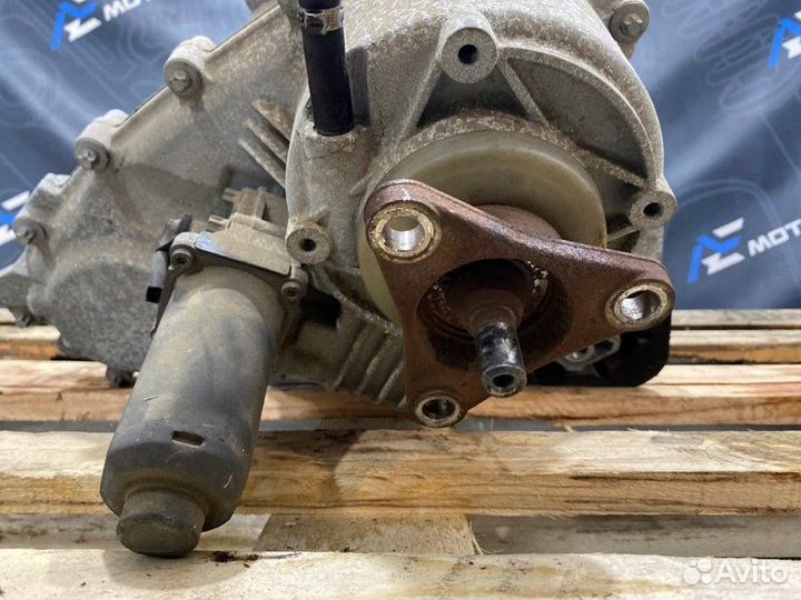 Раздаточная коробка Bmw X5 E53 M54B30 2004