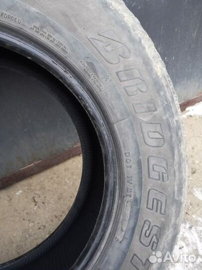 Bridgestone Dueler H/L 245/70 R16