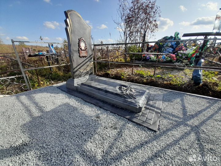 Памятники из ультрабетона