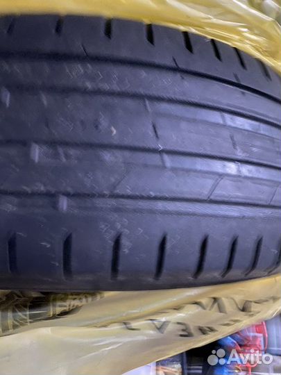 Nokian Tyres Hakka Black 2 SUV 235/65 R17