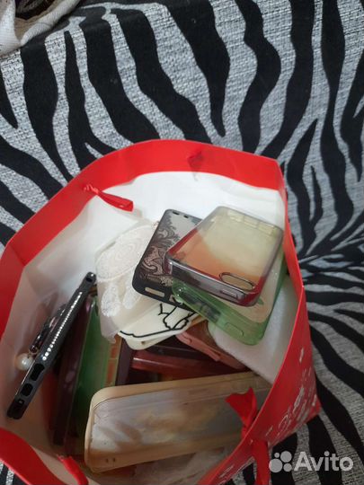 Чехлы на iPhone 5 5s se