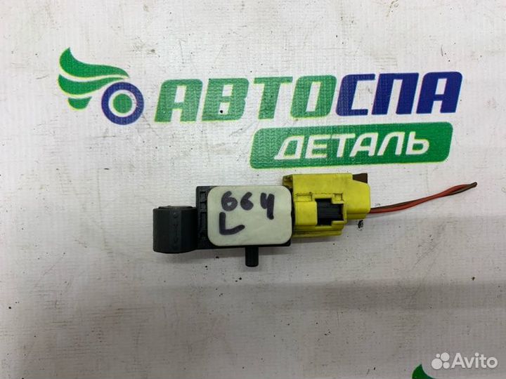 Датчик удара Airbag передний Audi A6 C6 2010