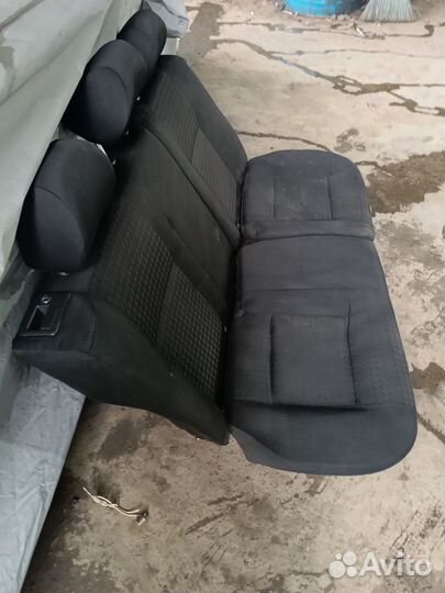 Сиденье заднее Volkswagen Jetta 4
