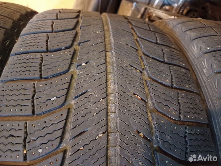 Michelin Latitude X-Ice 2 275/45 R20