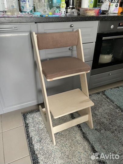 Детский растущий стул