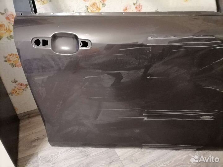 Дверь передняя правая LADA vesta