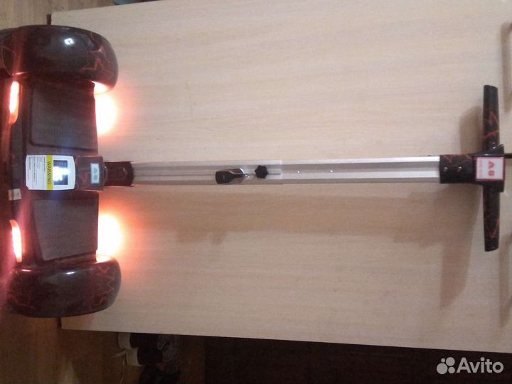 Продам гироскутер.почти новый. Стоит без дела