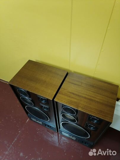 Акустические колонки S-90