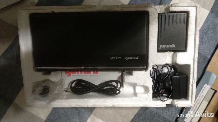 Микрофон беспроводной Gemini VH110h