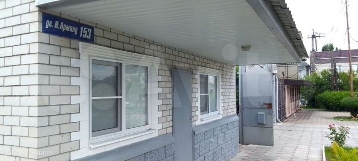 Дом 474,3 м² на участке 5,1 сот.