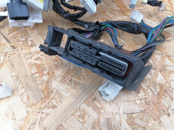 Nissan qashqai j11 2 Проводка торпеды 1.2 ркпп