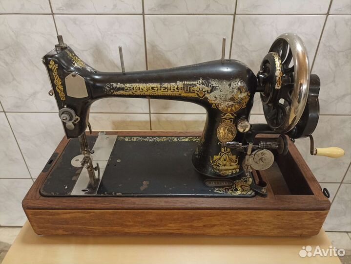Швейная машинка 