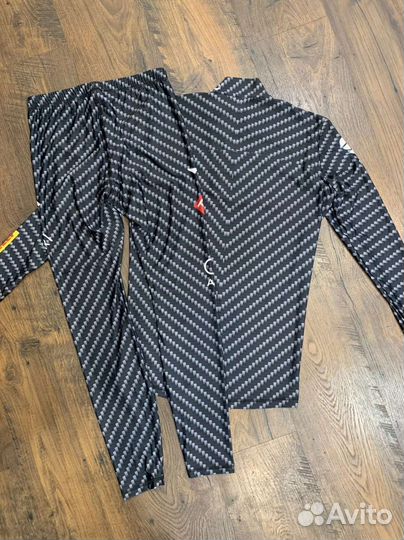 Гоночные комбинезоны