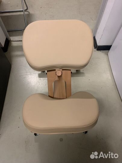 Ортопидический стул для школьника