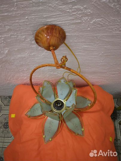 Люстра потолочная бу